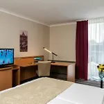 Leonardo Duesseldorf Airport 4*