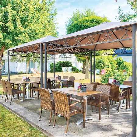 Leonardo Duesseldorf Airport Hotel 4*