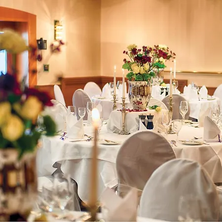 Leonardo Duesseldorf Airport 4*