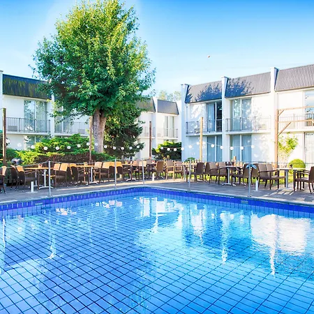 Отель Leonardo Duesseldorf Airport Ратинген