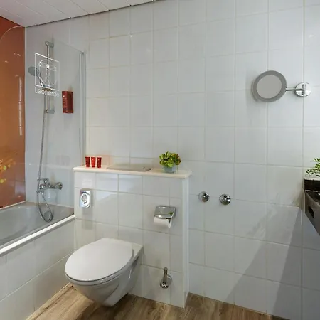 Leonardo Duesseldorf Airport 4*