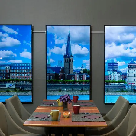 Leonardo Duesseldorf Airport 4*