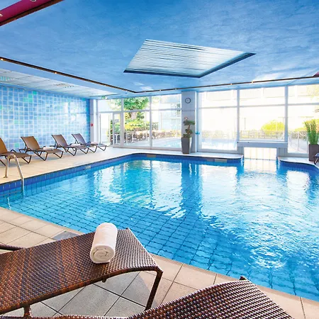 Hotel Leonardo Duesseldorf Airport 4*