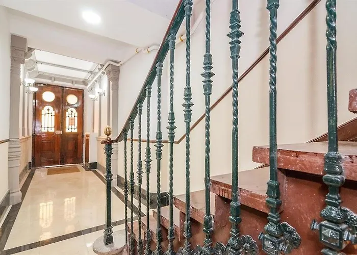 Hotel Leonardo Duesseldorf Airport 4*