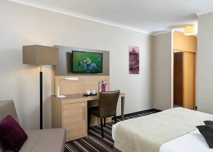 Leonardo Duesseldorf Airport Hotel 4*