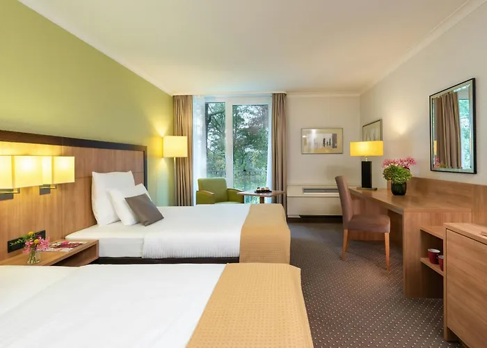 Leonardo Düsseldorf Airport Hotel 4*