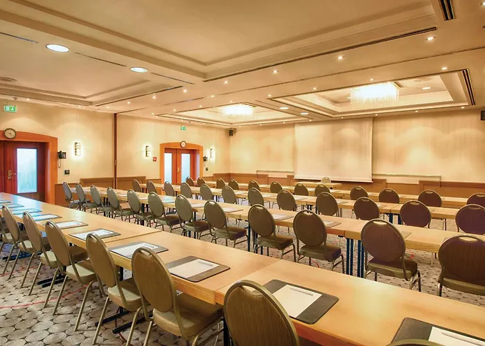 Leonardo Duesseldorf Airport 4*