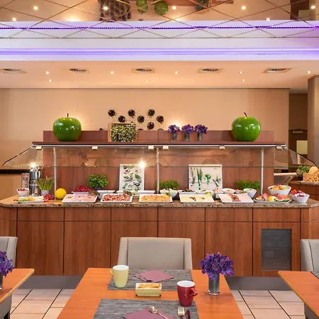 Leonardo Duesseldorf Airport Hotel 4*